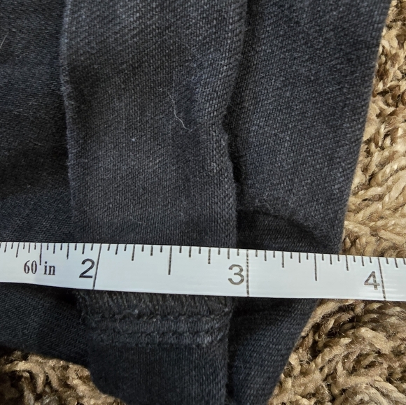 American Eagle Women's Black Midi Shorts Size 6 - Picture 6 of 7